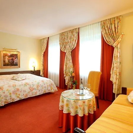 Sackmann Genuss Und Spa Resort Отель Байрсброн